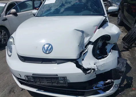 2014 Volkswagen Beetle 2.0L Tdi из США, поврежденный, VIN 3VWJL7AT2EM644789